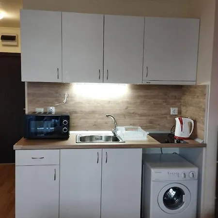 студия в комплекс афродита 2 Apartmán *